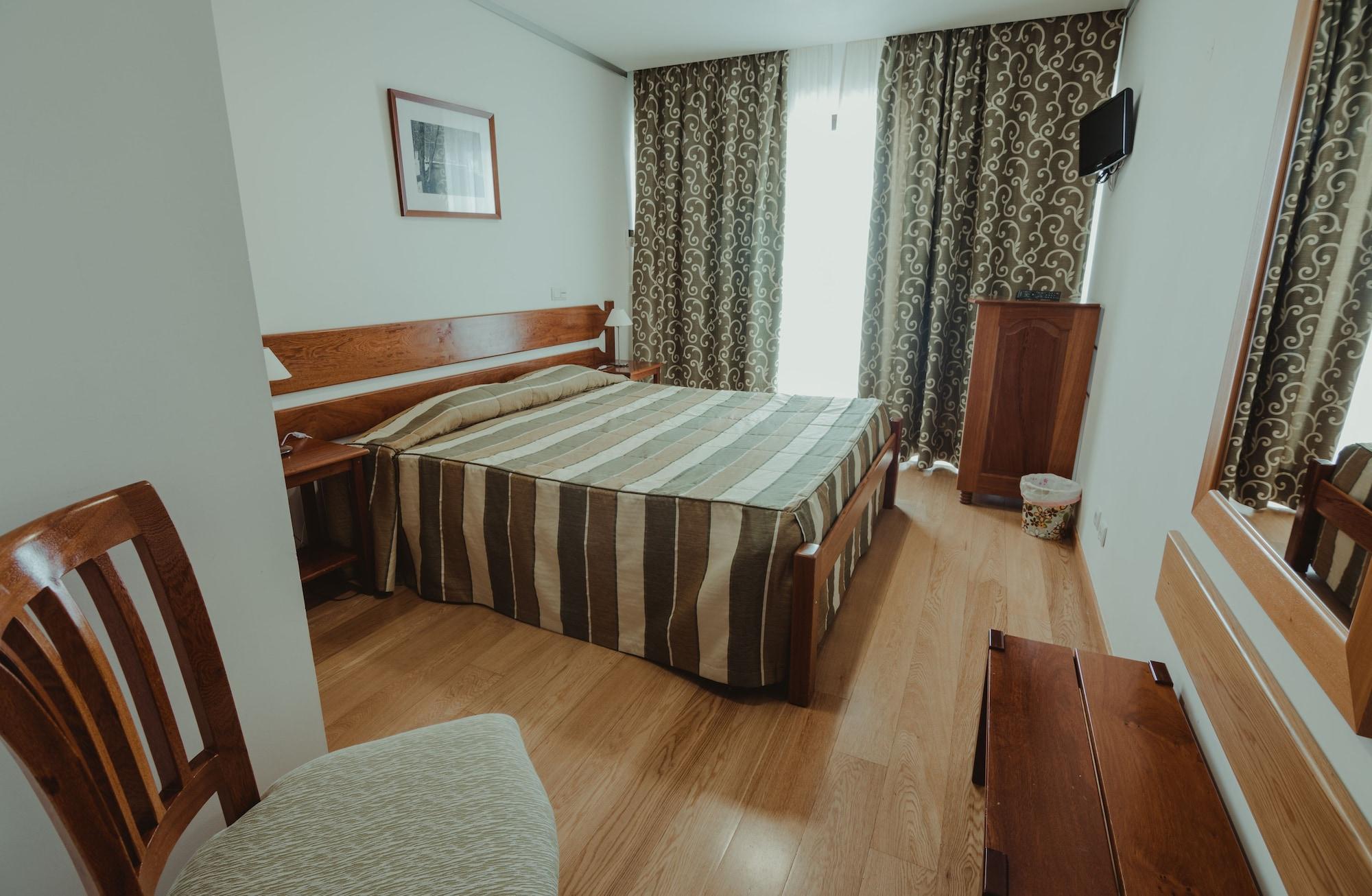 Hotel Albergaria Senhora Do Espinheiro Seia Extérieur photo